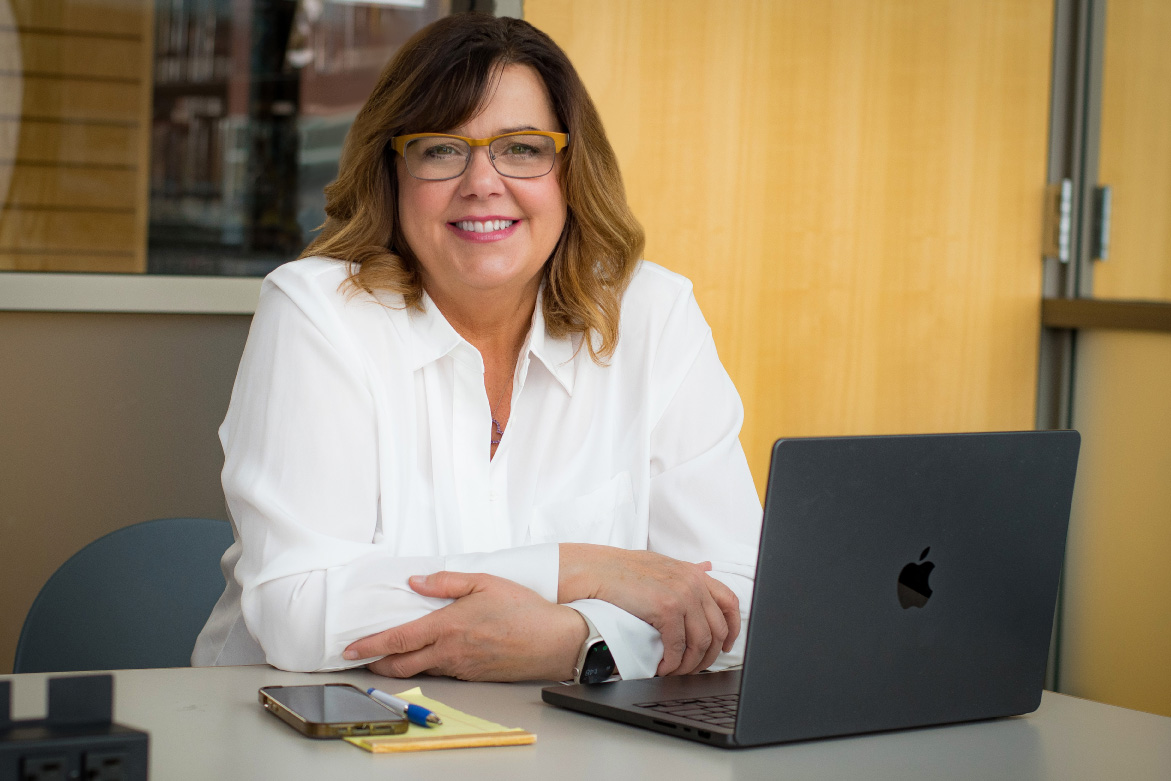 MarenDayWoods-with-computer